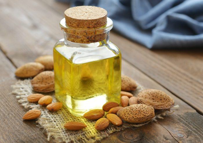 almonds-and-almond-oil