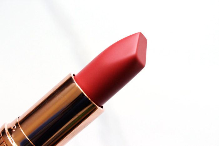 charlotte-tilbury-lipstick-sexy-sienna-1