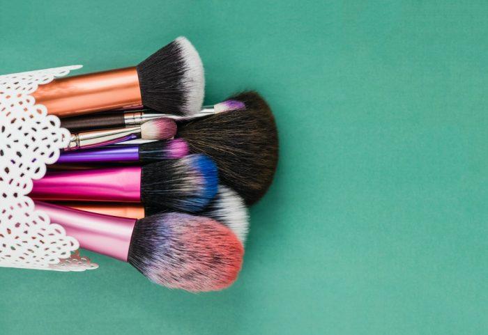 10-important-tips-to-follow-while-cleaning-your-makeup-brushes