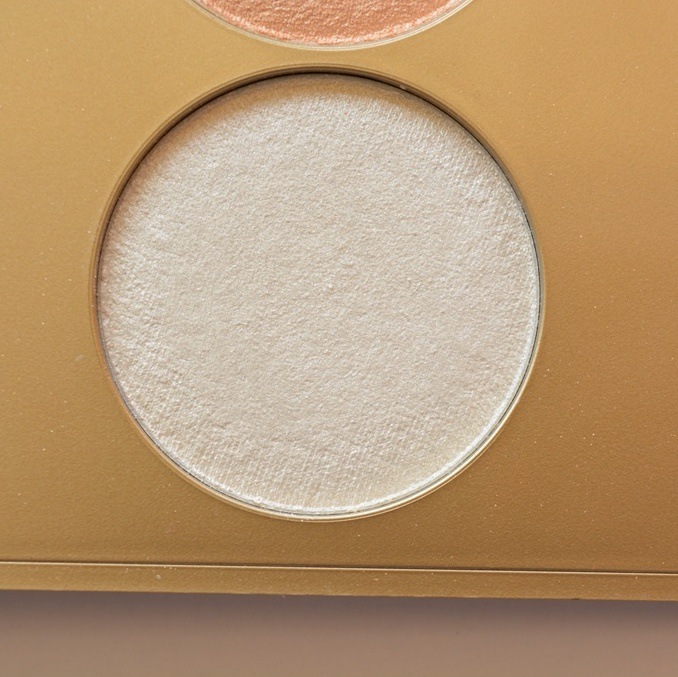 becca-pearl-shimmering-skin-perfector-pressed