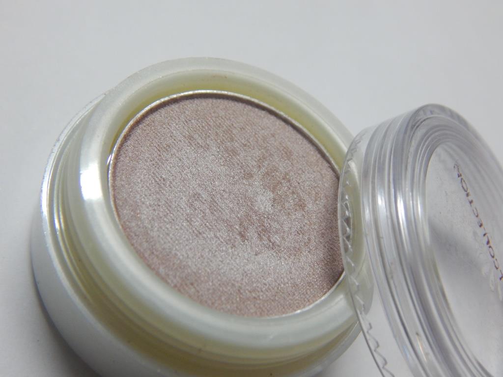 boots-natural-collection-willow-solo-eyeshadow-review