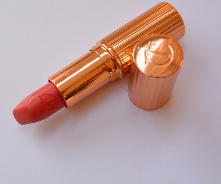 charlotte-tilbury-hot-lips-miranda-may-luminous-modern-matte-lipstick-review