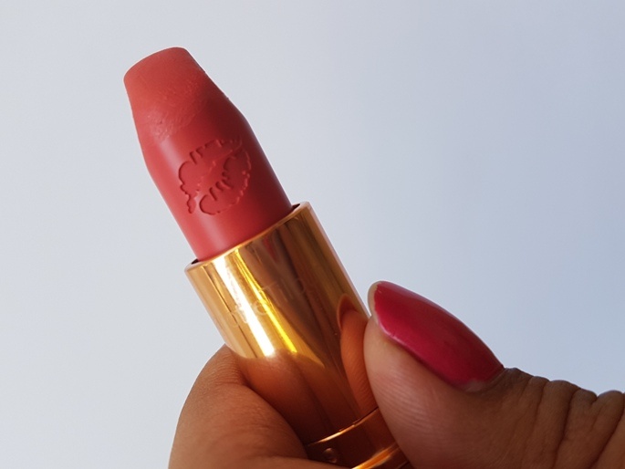 charlotte-tilbury-hot-lips-miranda-may-lipstick