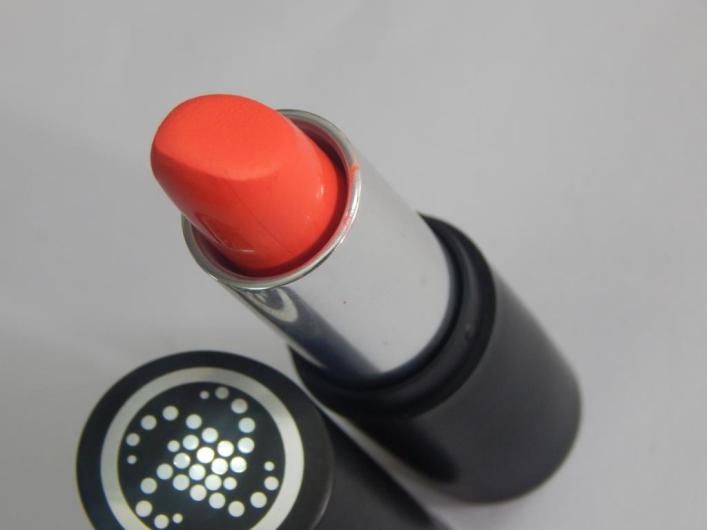 Collection Coral Pop Lasting Colour Lipstick