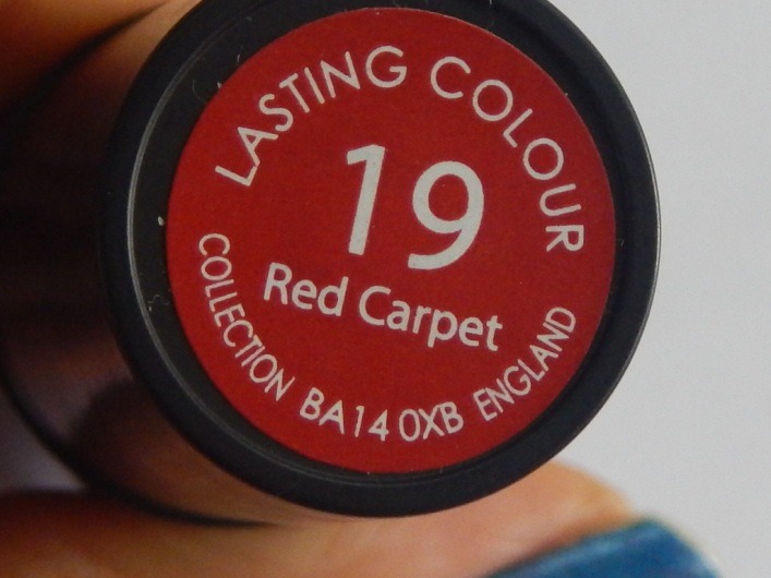 collection-red-carpet-lasting-colour-lipstick-label