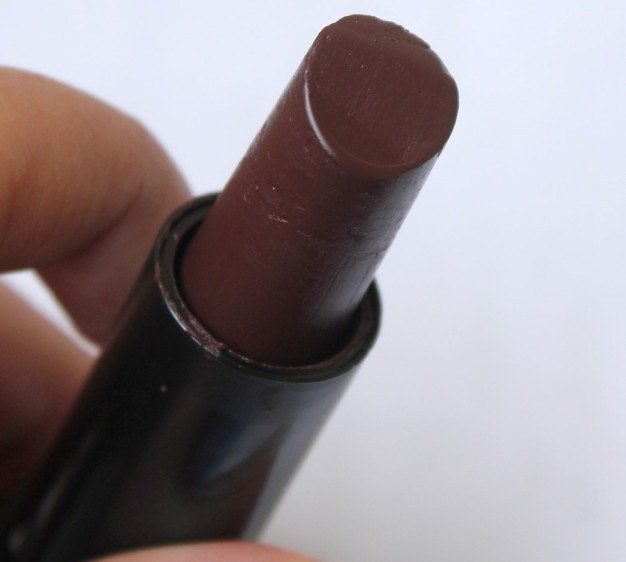 elle-18-color-pops-matte-chocolate-day-lipstick-bullet