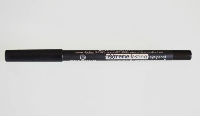 essence-blacklove-extreme-lasting-eye-pencil-review-3