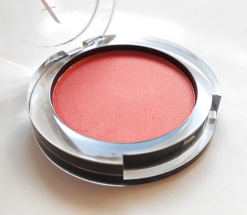faces-glam-on-blush-apricot-review-5