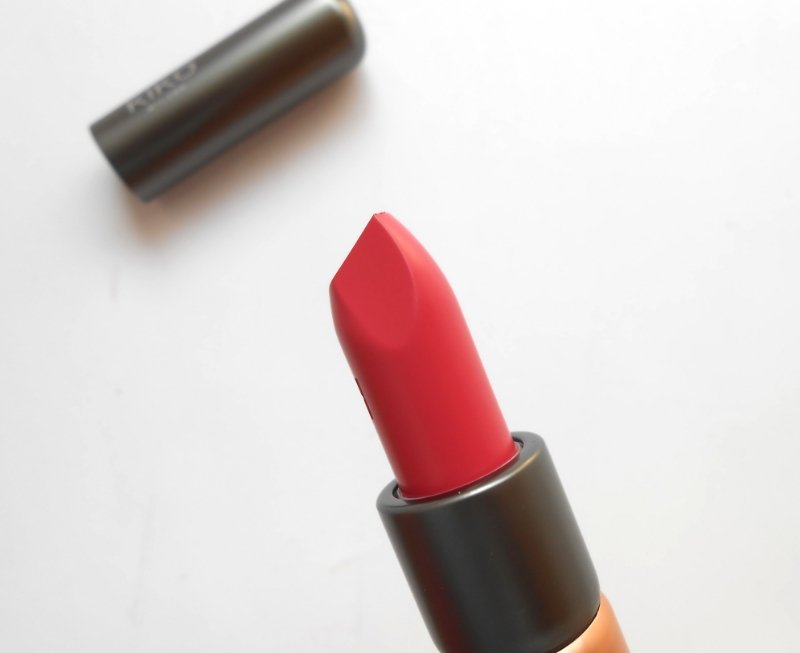 kiko-milano-304-warm-pink-velvet-passion-matte-lipstick-review-