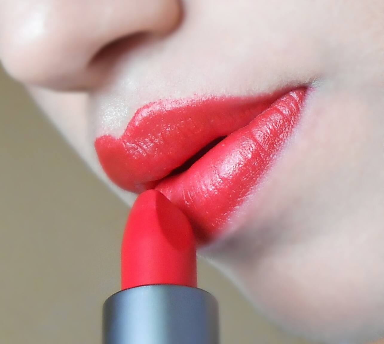 kiko-milano-311-poppy-red-velvet-passion-matte-lipstick-review-lip swatch