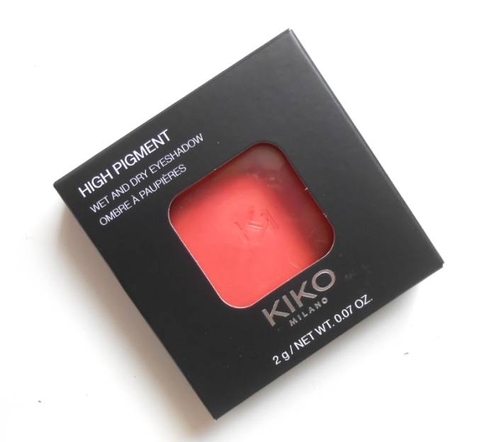 kiko-milano-36-matte-coral-high-pigment-wet-and-dry-eyeshadow-outer-packaging