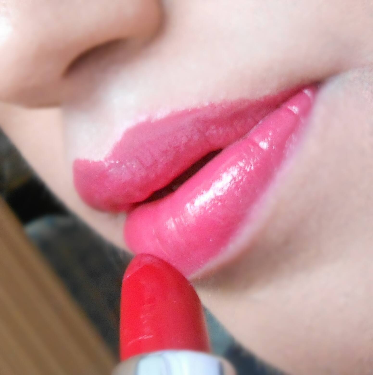 kleancolor-femme-lipstick-05-garnet-review lip swatch