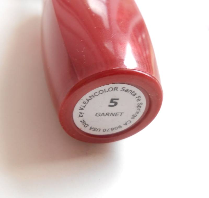 kleancolor-femme-lipstick-05-garnet-review base