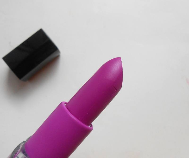 kleancolor-madly-matte-lipstick-18-wild-orchid-review