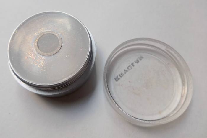 kryolan-pearl-white-polyester-glimmer-fine-review