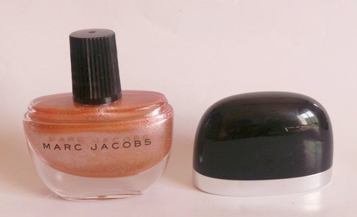 marc-jacobs-112-le-charm-enamored-hi-shine-nail-polish-review6