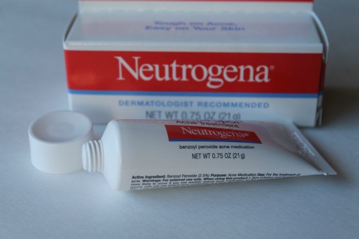neutrogena-on-the-spot-acne-treatment