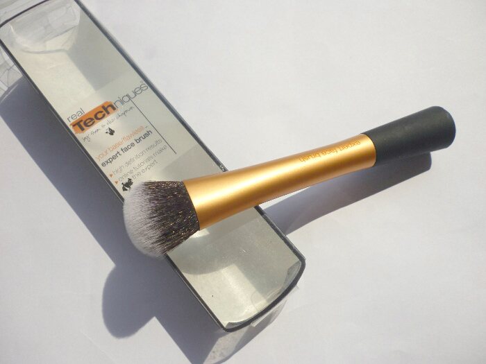 real-techniques-expert-face-brush-review