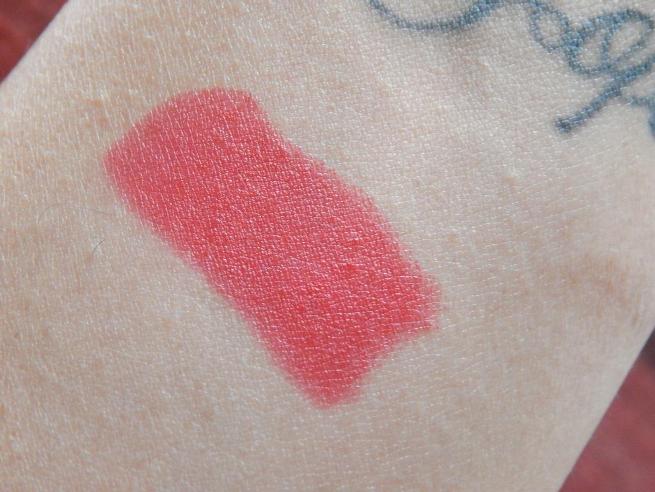 revlon-look-at-me-super-lustrous-matte-lipstick-swatch