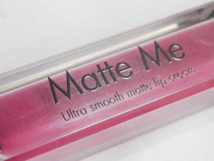 sleek-makeup-fandango-purple-matte-me-ultra-smooth-matte-lip-cream-label