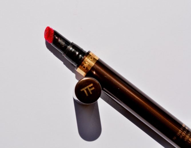 tom-ford-no-vacancy-patent-finish-lip-color-full-packaging