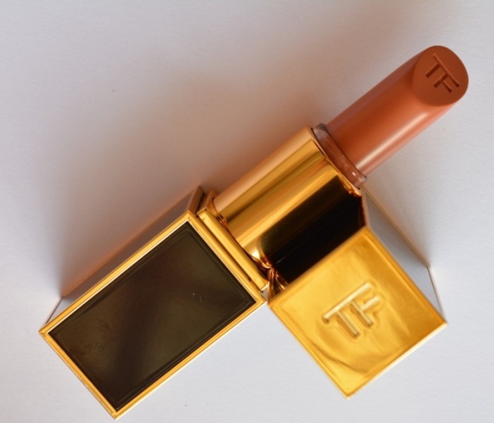 tom-ford-sable-smoke-lip-color-lipstick-packaging