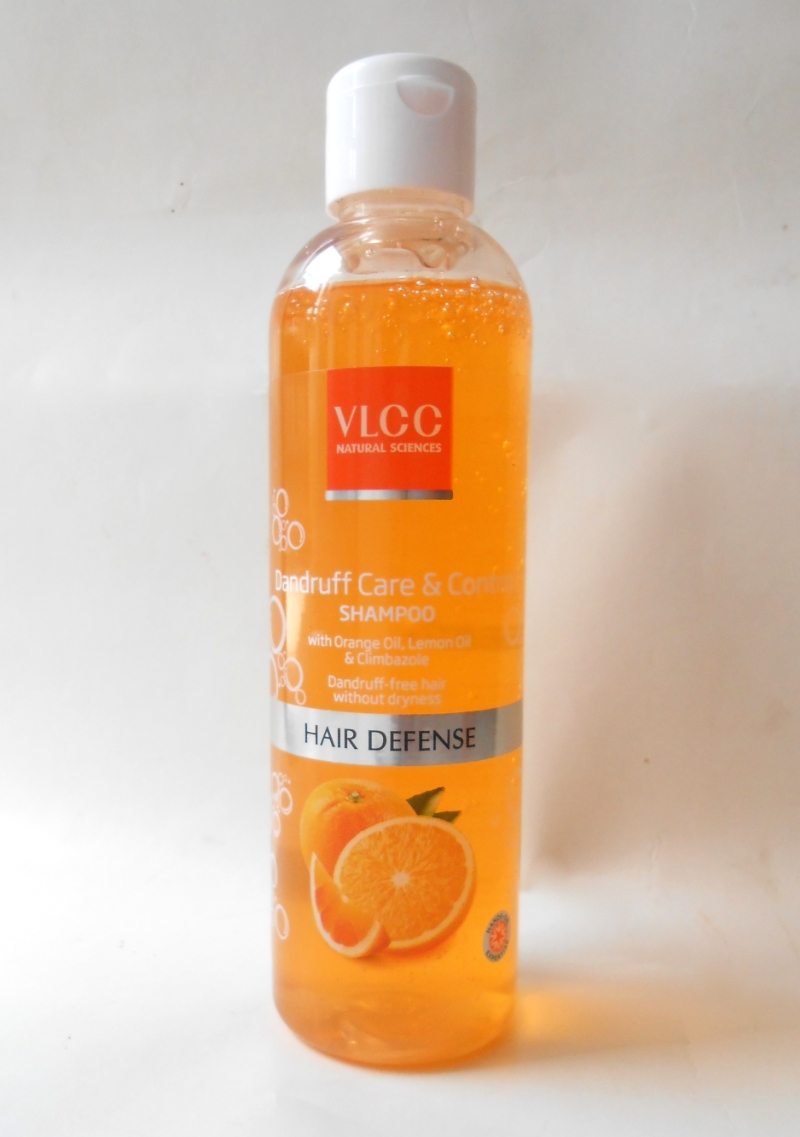vlcc-hair-defense-dandruff-care-and-control-shampoo-review-8