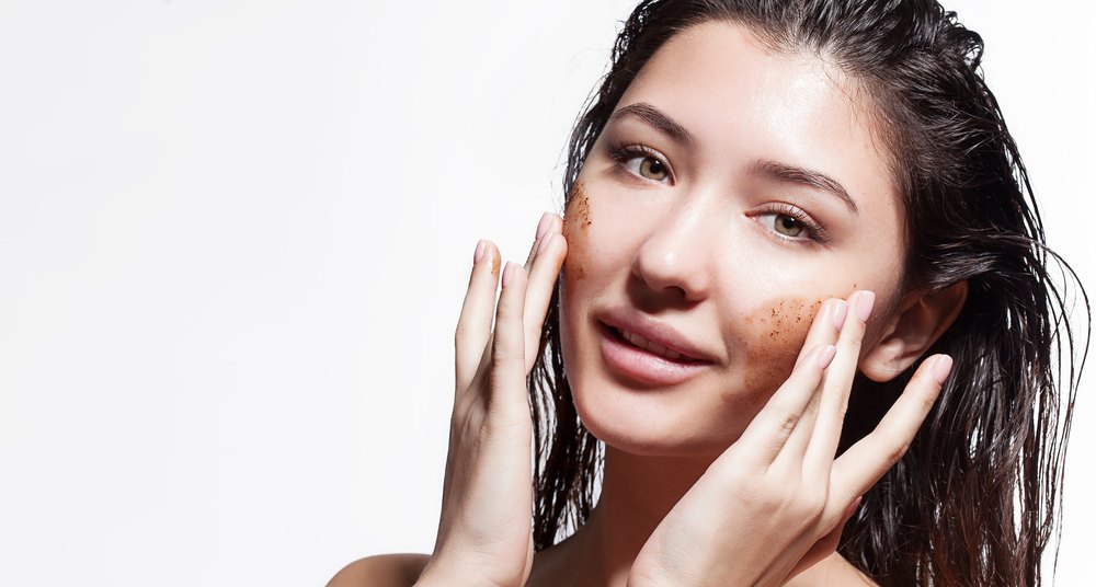 diy-orange-and-almond-face-scrub-for-refreshing-skin