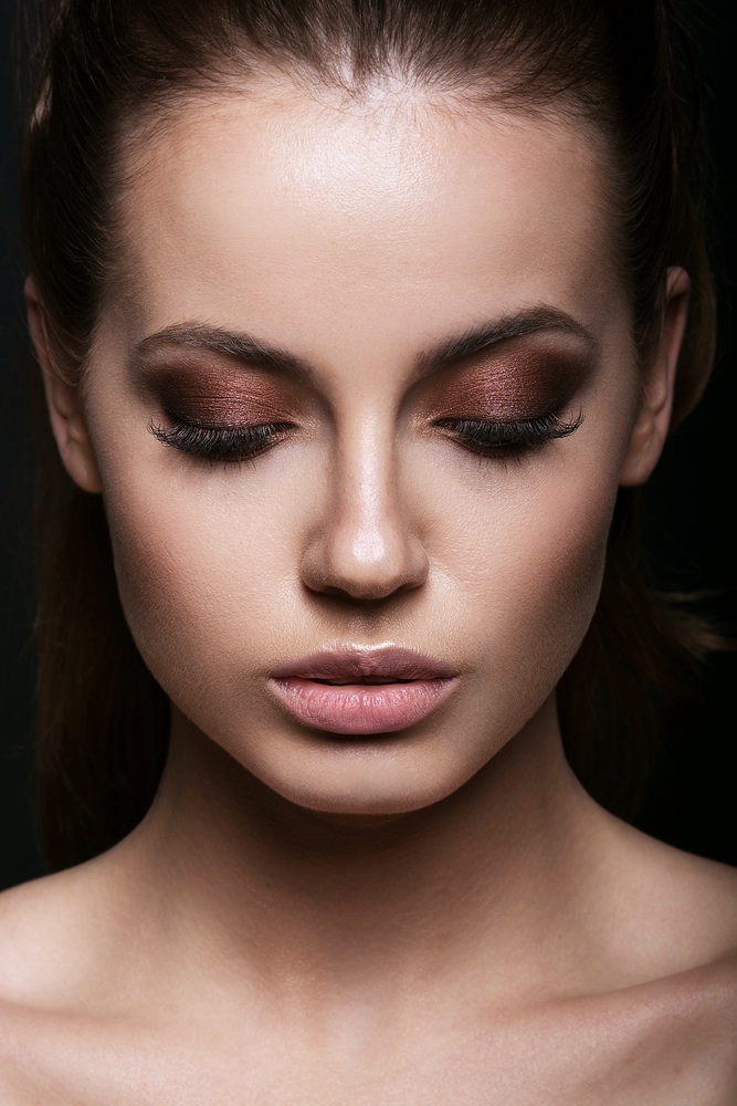 8-different-colour-smokey-eyes-for-different-occasions
