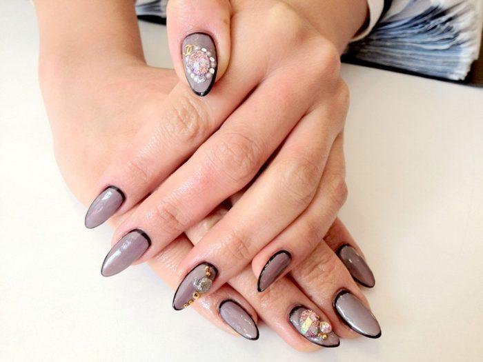 nail-contouring-is-the-new-hottest-trend-right-now-for-faking-long-nails