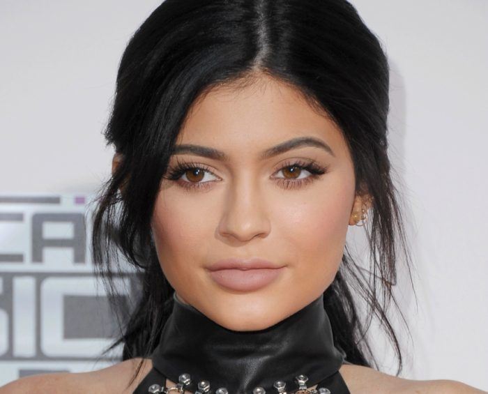 9-beauty-trends-that-have-been-made-popular-by-kylie-jenner