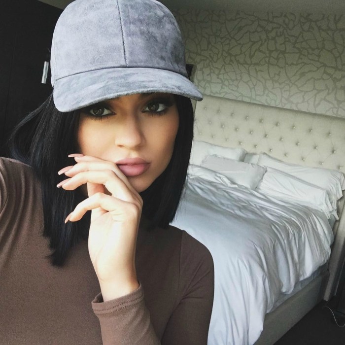 9-beauty-trends-that-have-been-made-popular-by-kylie-jenner5