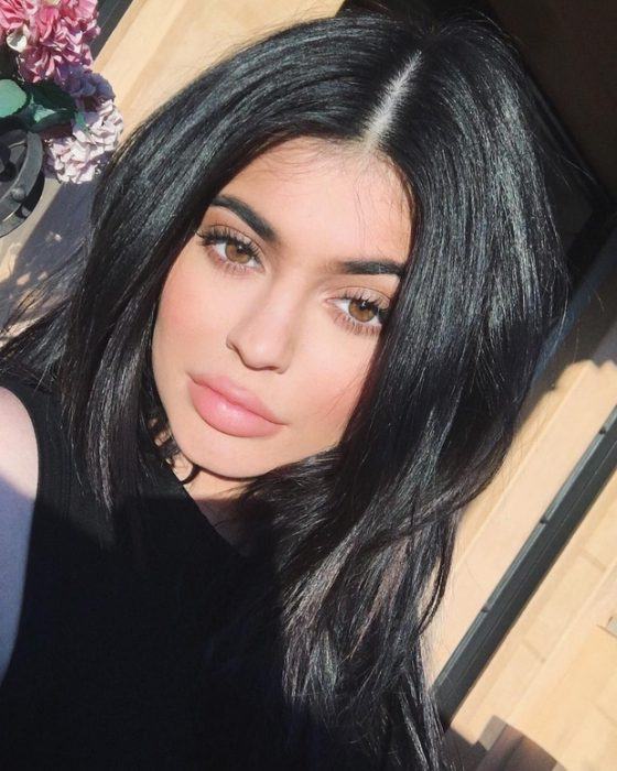 9-beauty-trends-that-have-been-made-popular-by-kylie-jenner9