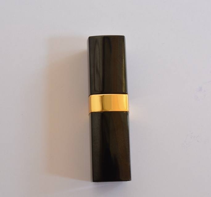 chanel-462-romy-rouge-coco-ultra-hydrating-lip-colour-packaging