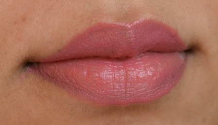 clinique-pop-lip-colour-primer-plum-pop-review6