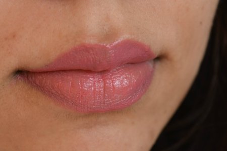 clinique-pop-lip-colour-primer-plum-pop-review7