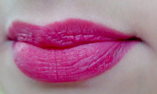 faces-ultime-pro-pink-pout-matte-lip-crayon-lip-swatch