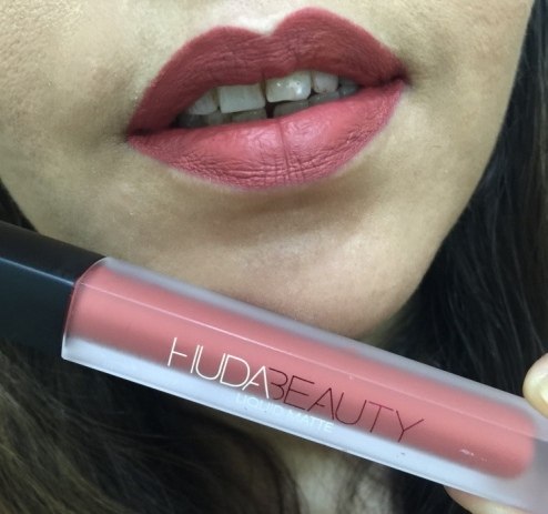 huda-beauty-icon-liquid-matte-lipstick-lips
