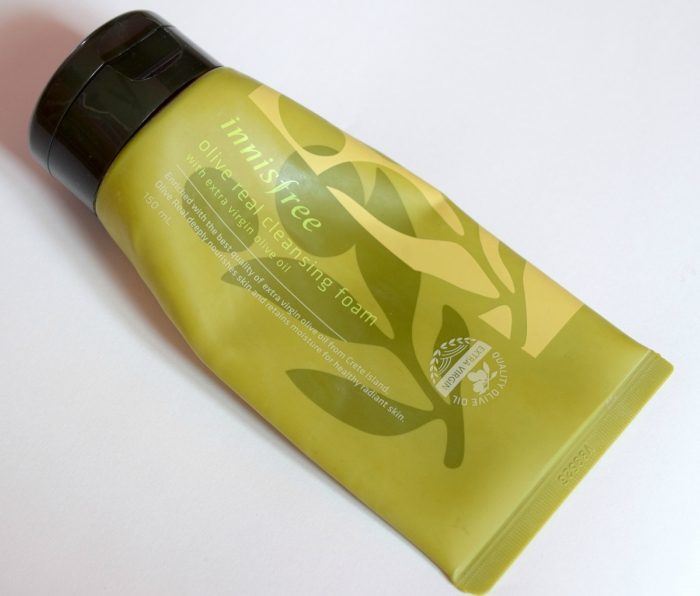 innisfree-olive-real-cleansing-foam-review