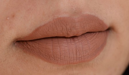 jeffree-star-leo-velour-liquid-lipstick-review5