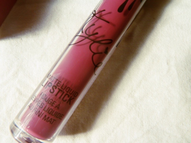 kylie-spice-matte-liquid-lipstick-and-lip-liner-label