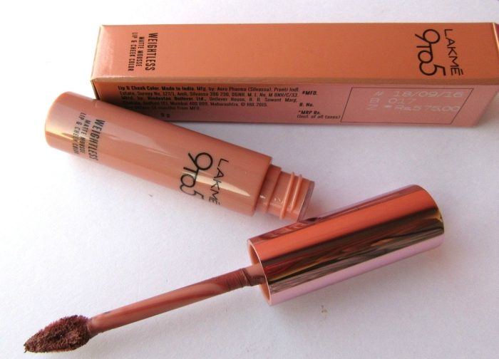 lakme-9-to-5-coffee-lite-weightless-matte-mousse-lip-and-cheek-color-review