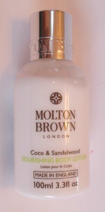 molton-brown-coco-and-sandalwood-nourishing-body-lotion-review2