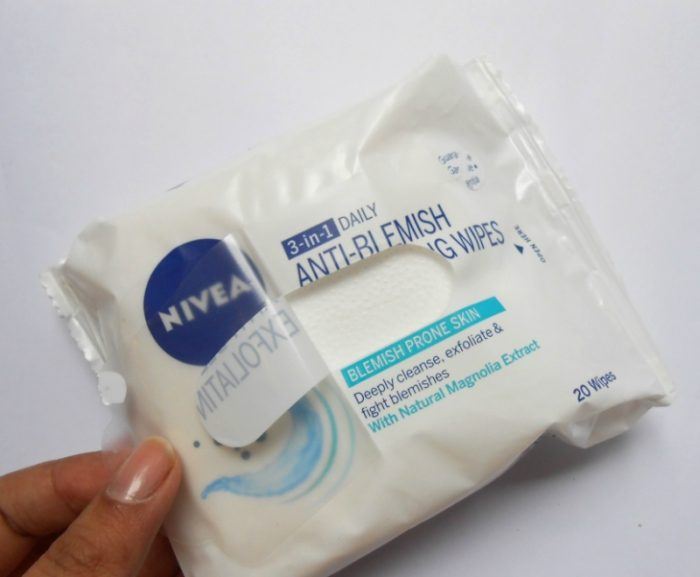 nivea-3-in-1-daily-anti-blemish-face-exfoliating-wipes-packaging