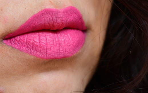 smashbox-shockaholic-always-on-liquid-lipstick-lip-swatch