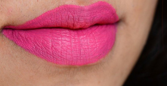 smashbox-shockaholic-always-on-liquid-lipstick-pink-lips