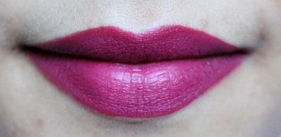 stila-bacca-stay-all-day-liquid-lipstick-lip-swatch