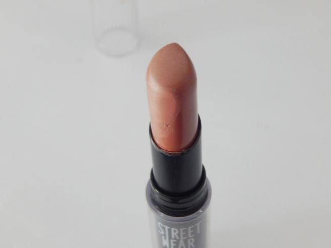 street-wear-cocoa-diva-stay-on-lip-color-review