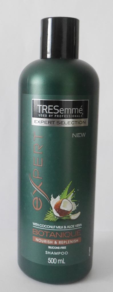 tresemme-botanique-nourish-replenish-shampoo-review-2