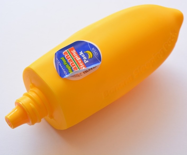 tony-moly-magic-food-banana-sleeping-pack-bottle